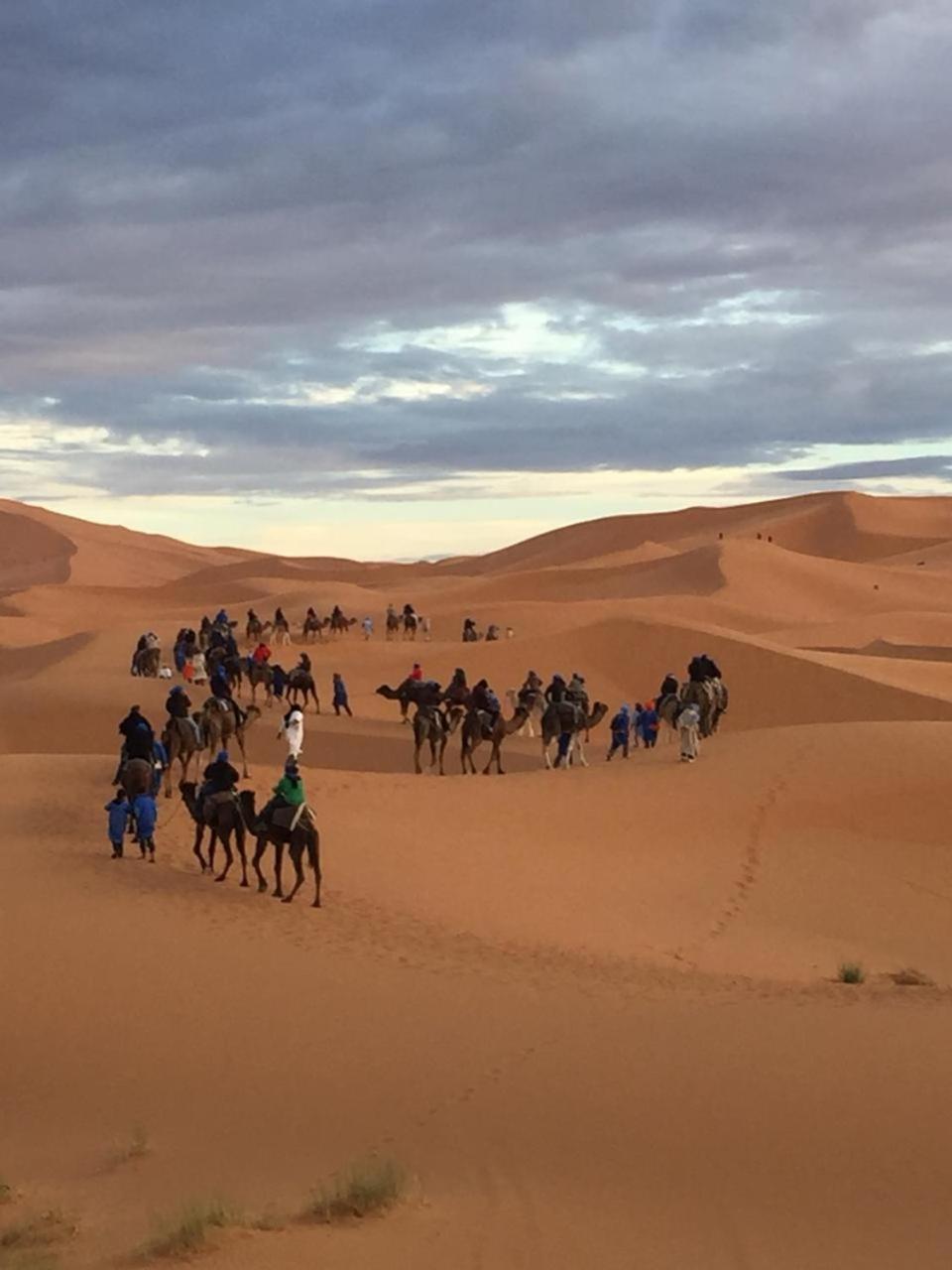 Bivouac La Fibule Des Dunes Merzouga Extérieur photo