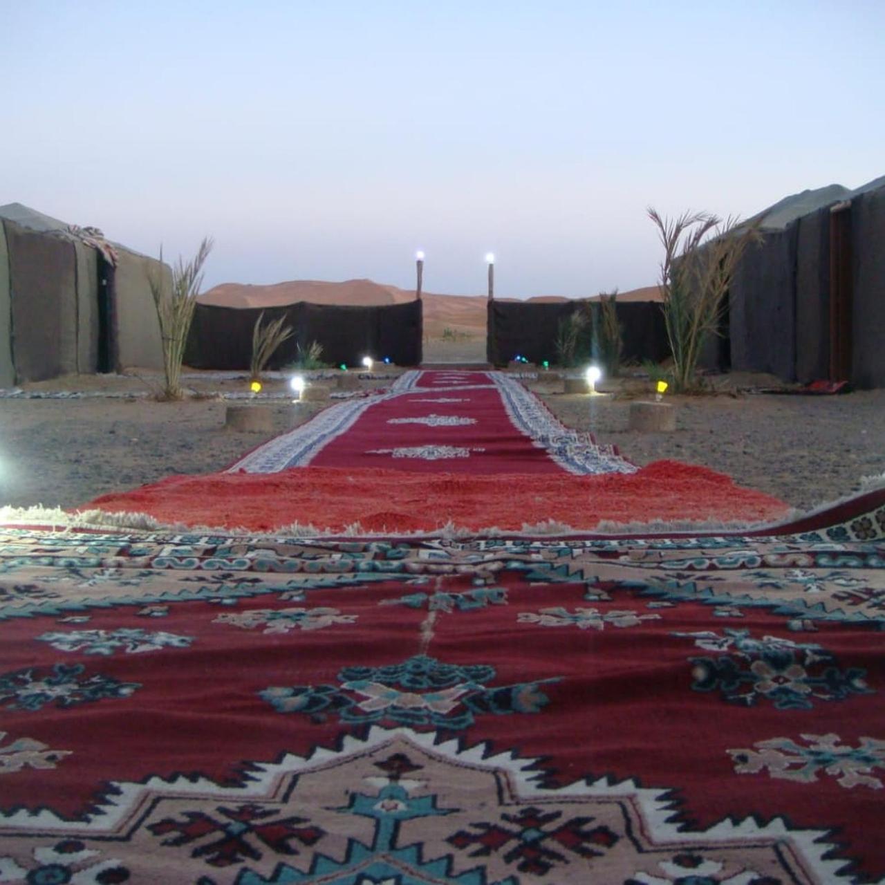 Bivouac La Fibule Des Dunes Merzouga Extérieur photo