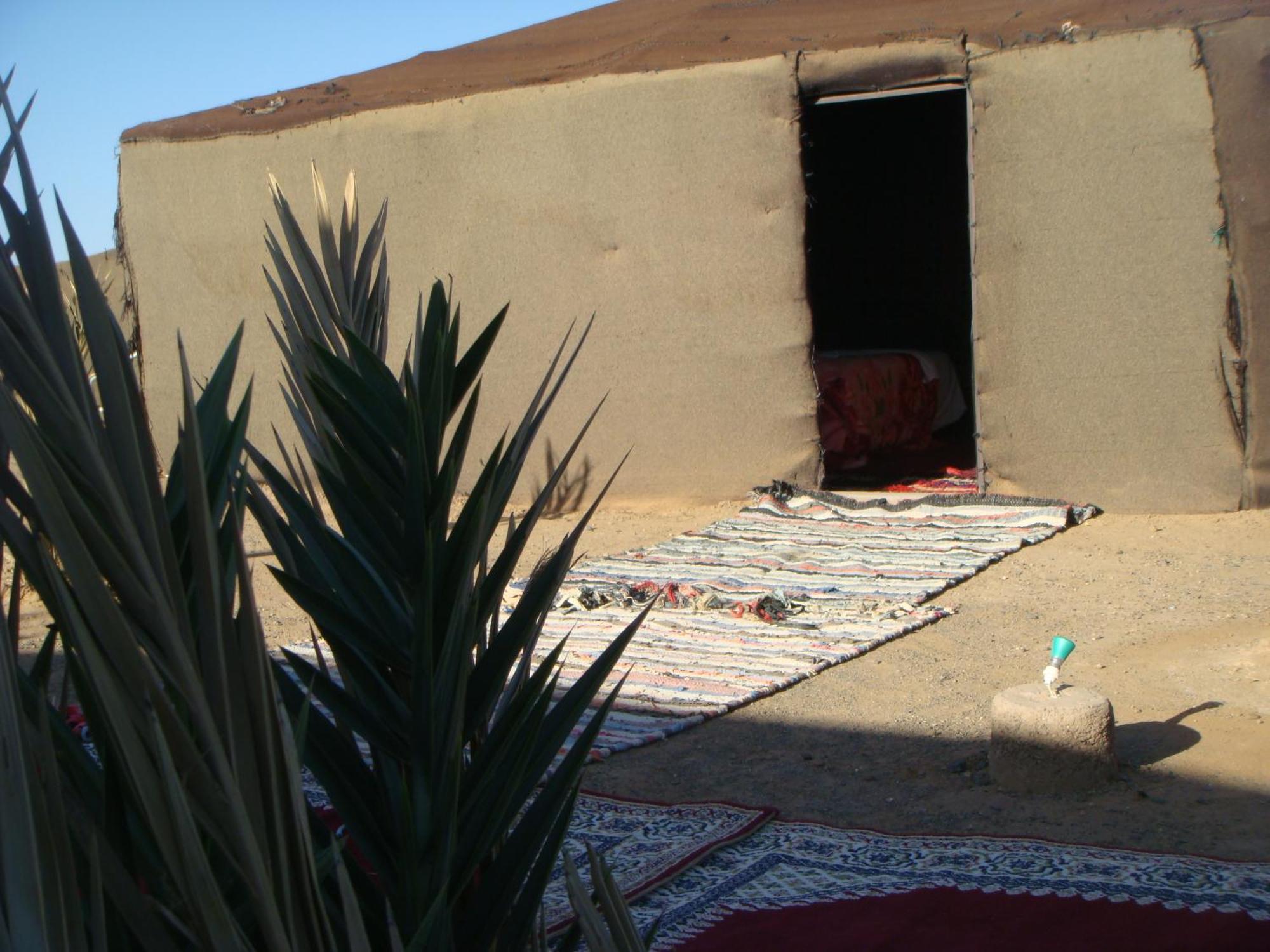 Bivouac La Fibule Des Dunes Merzouga Extérieur photo